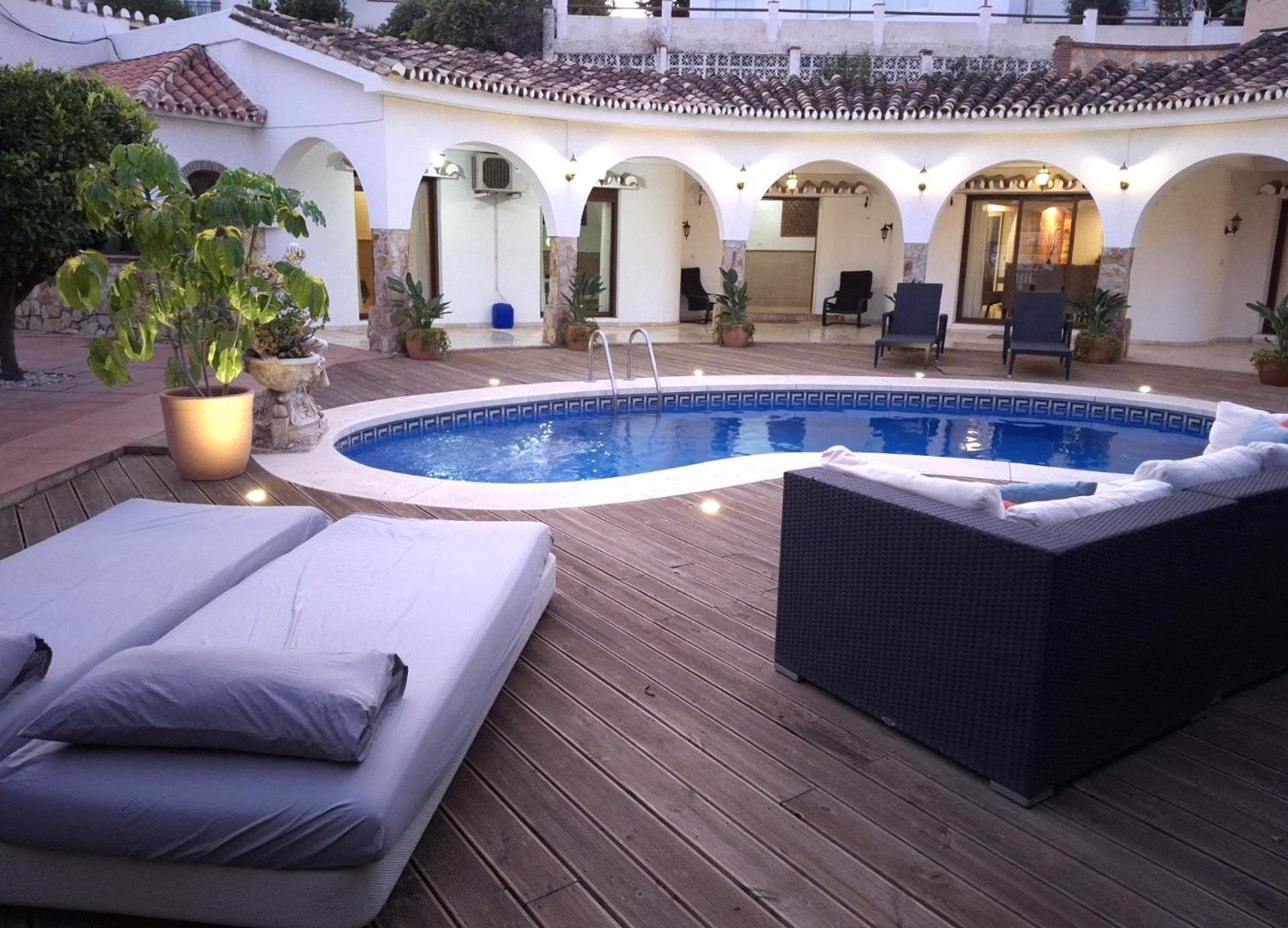 Summer Offers! Fabulous Luxury Villa Near The Beach Sleeps 8 Benalmádena Εξωτερικό φωτογραφία